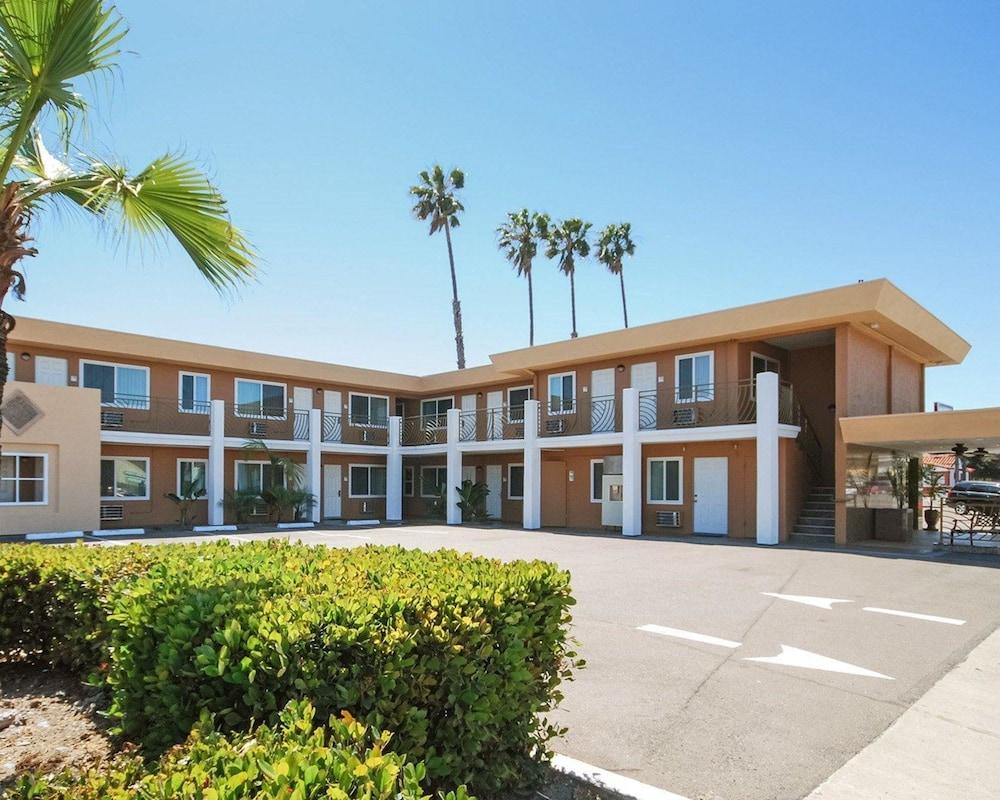 Comfort Inn San Diego Airport At The Harbor מראה חיצוני תמונה
