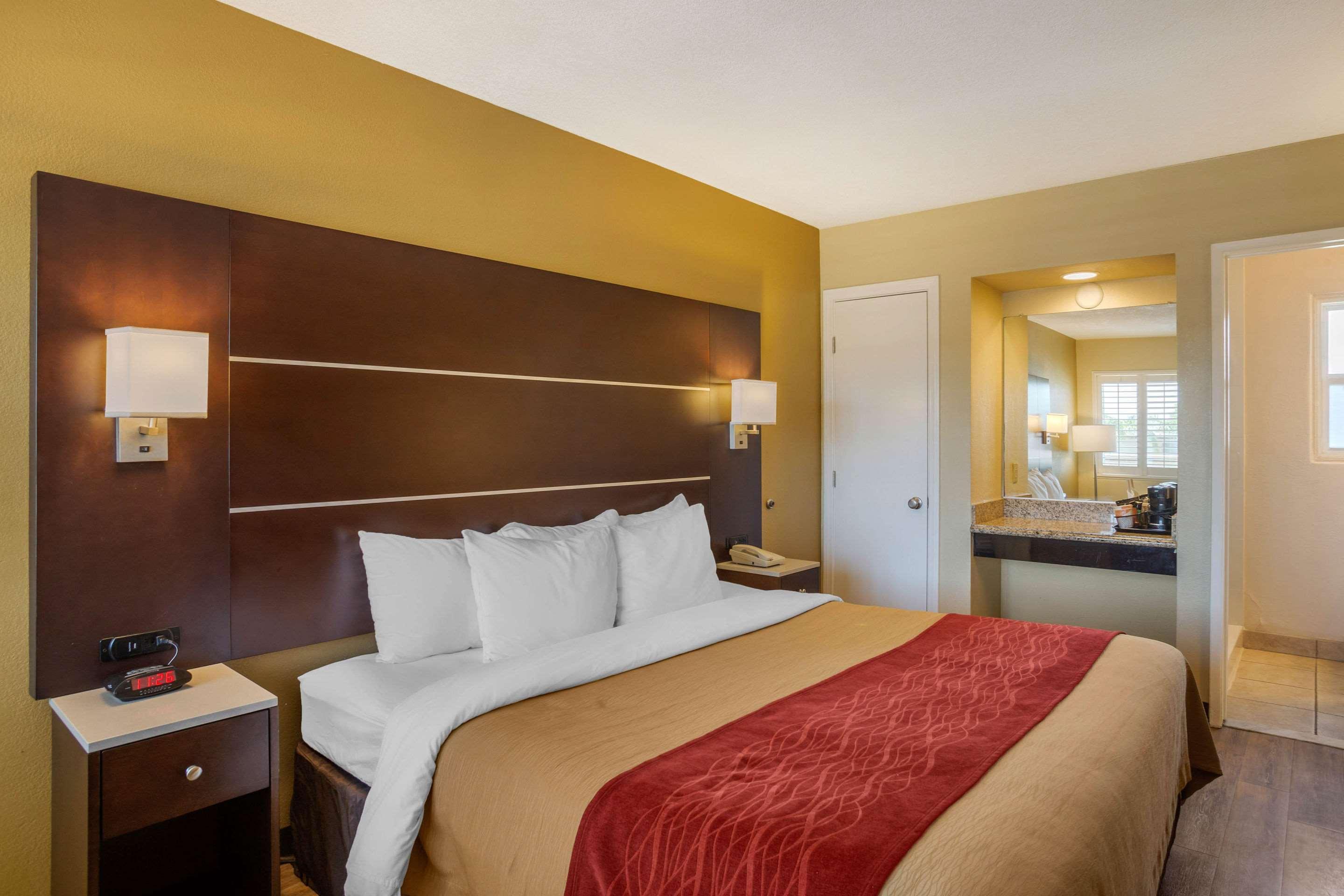 Comfort Inn San Diego Airport At The Harbor מראה חיצוני תמונה