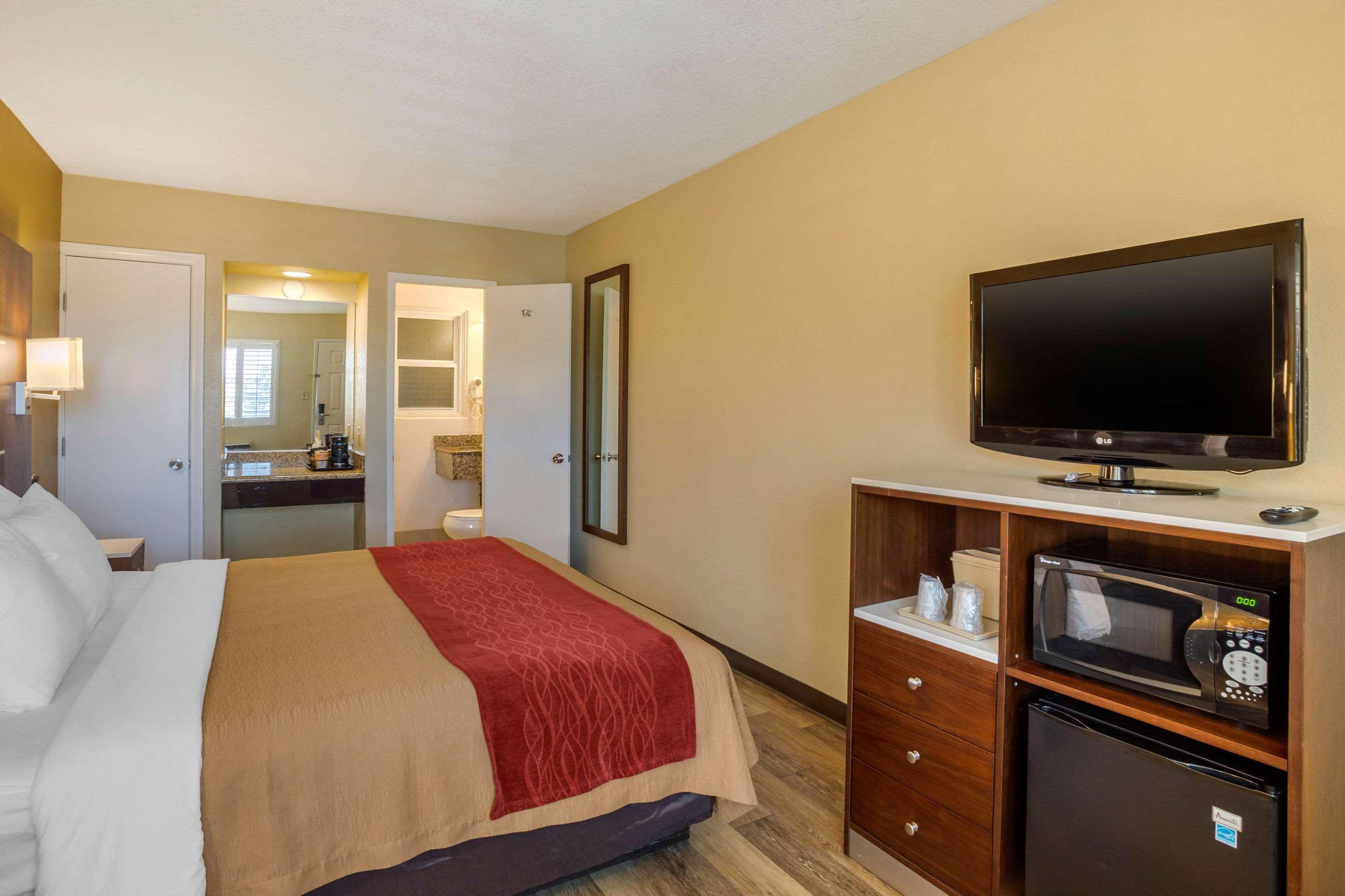 Comfort Inn San Diego Airport At The Harbor מראה חיצוני תמונה