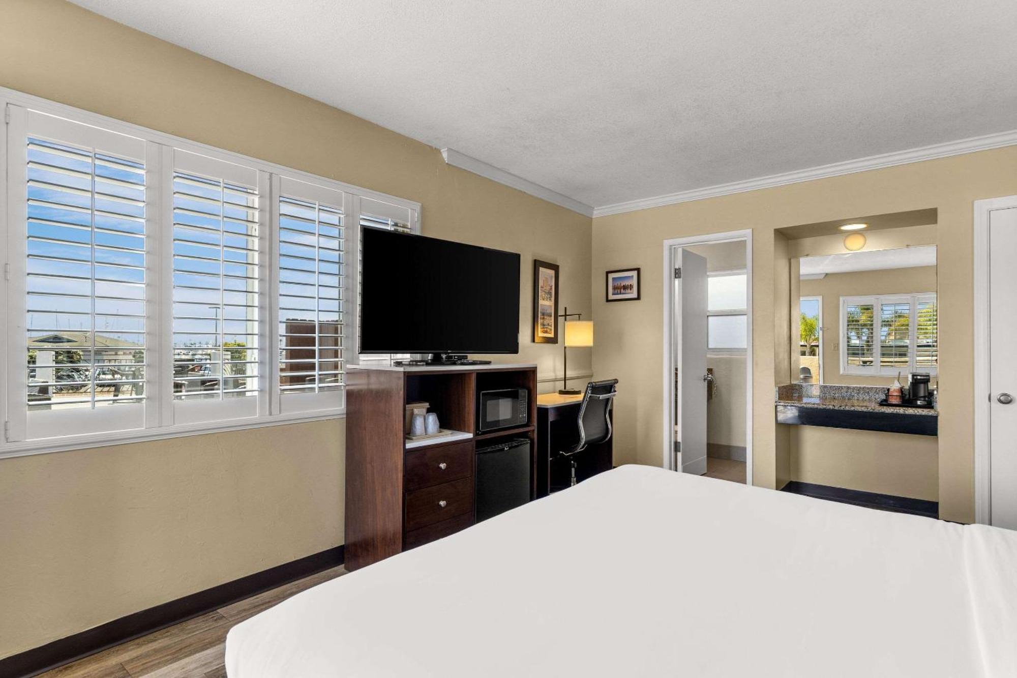 Comfort Inn San Diego Airport At The Harbor מראה חיצוני תמונה