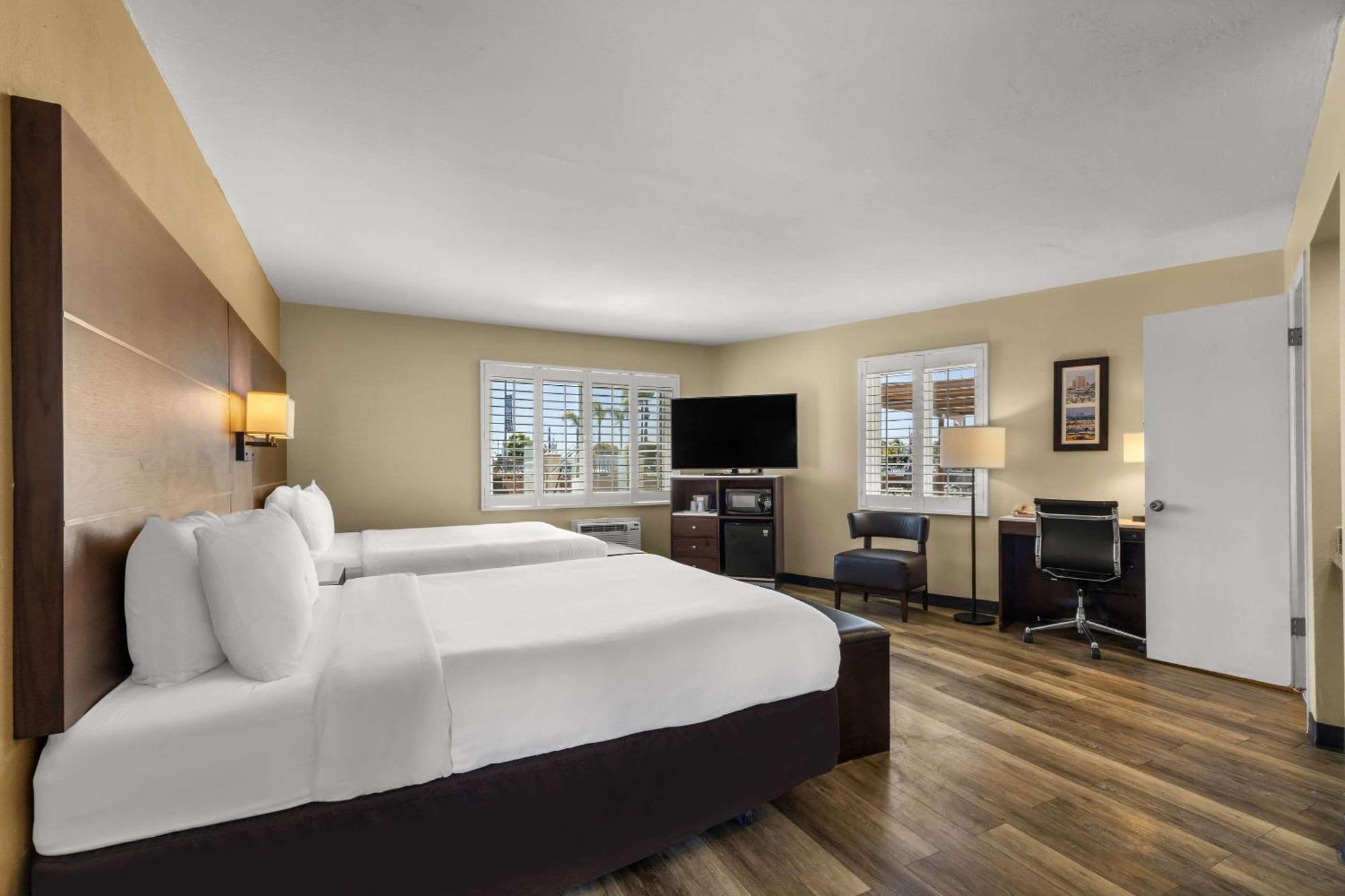Comfort Inn San Diego Airport At The Harbor מראה חיצוני תמונה