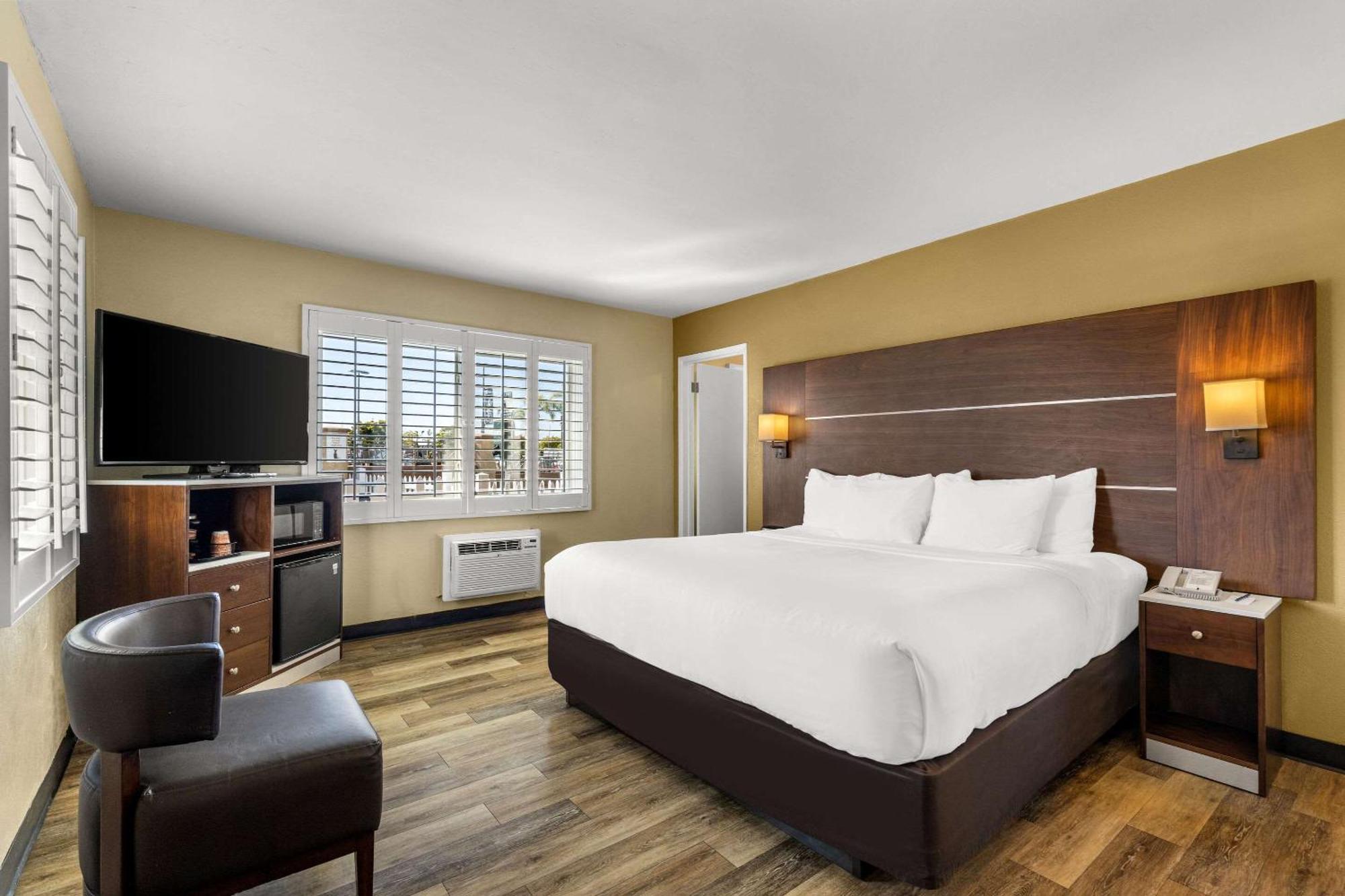 Comfort Inn San Diego Airport At The Harbor מראה חיצוני תמונה